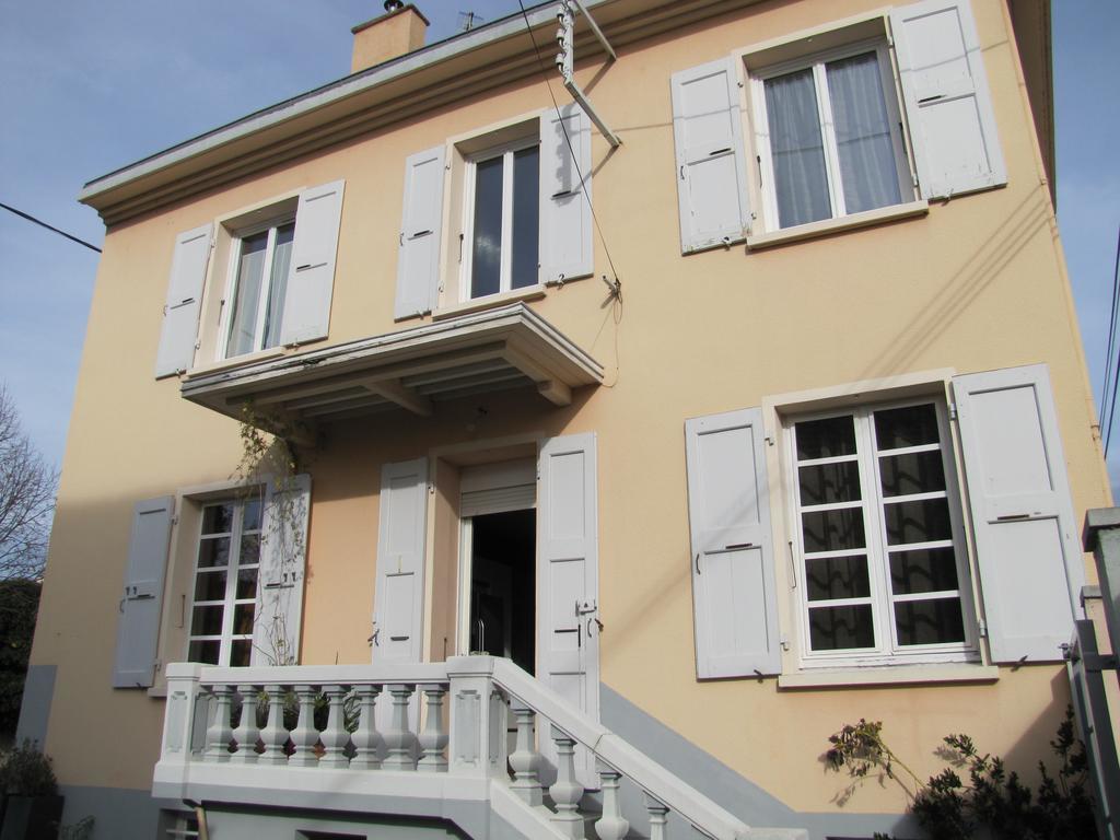 D'hotes Les Muriers Bed & Breakfast *