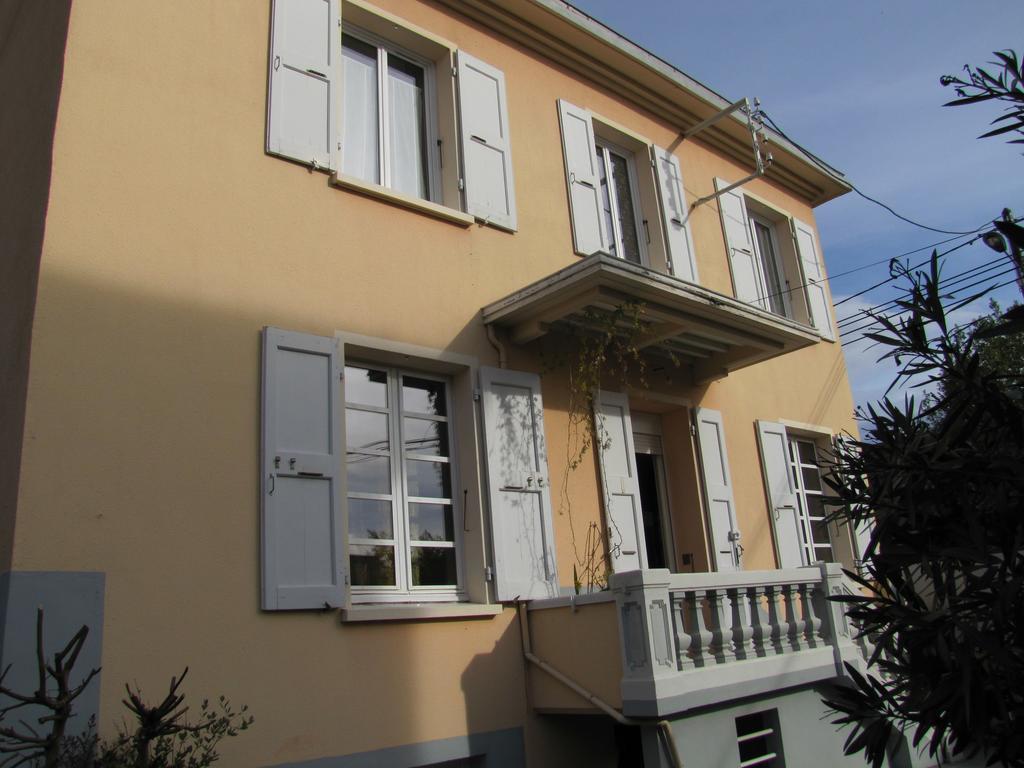 D'hotes Les Muriers Bed & Breakfast